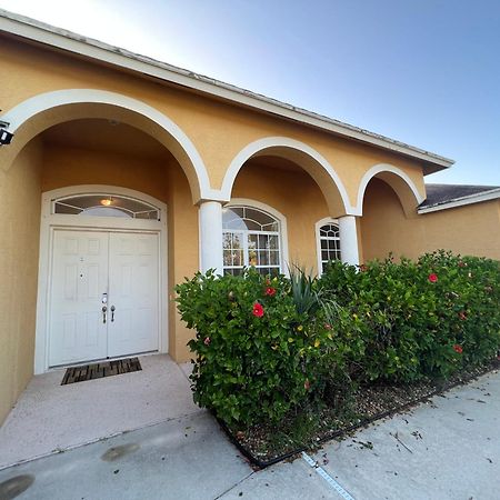 Discover Your Oasis: Tropical Haven In Central Psl Port St. Lucie エクステリア 写真