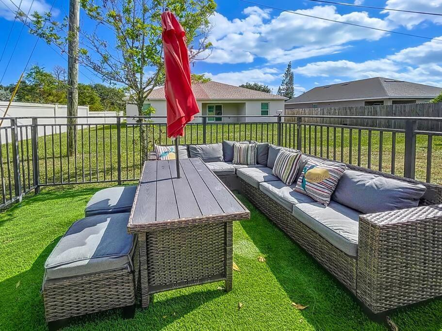 Discover Your Oasis: Tropical Haven In Central Psl Port St. Lucie エクステリア 写真